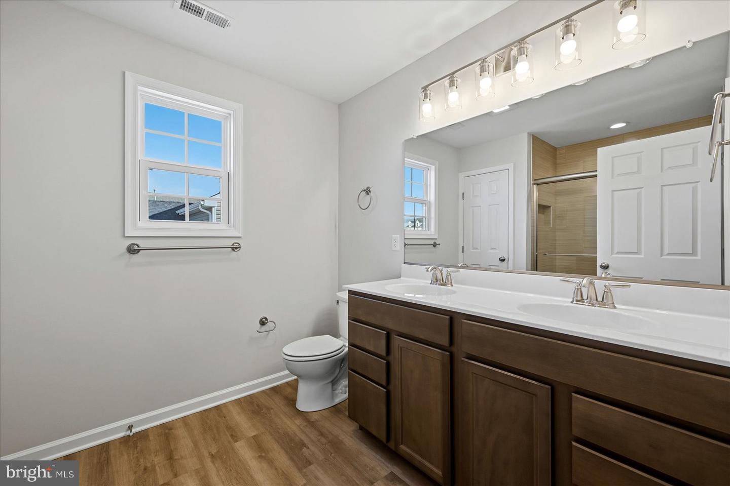 251 Rossmann Blvd Property Photo 36