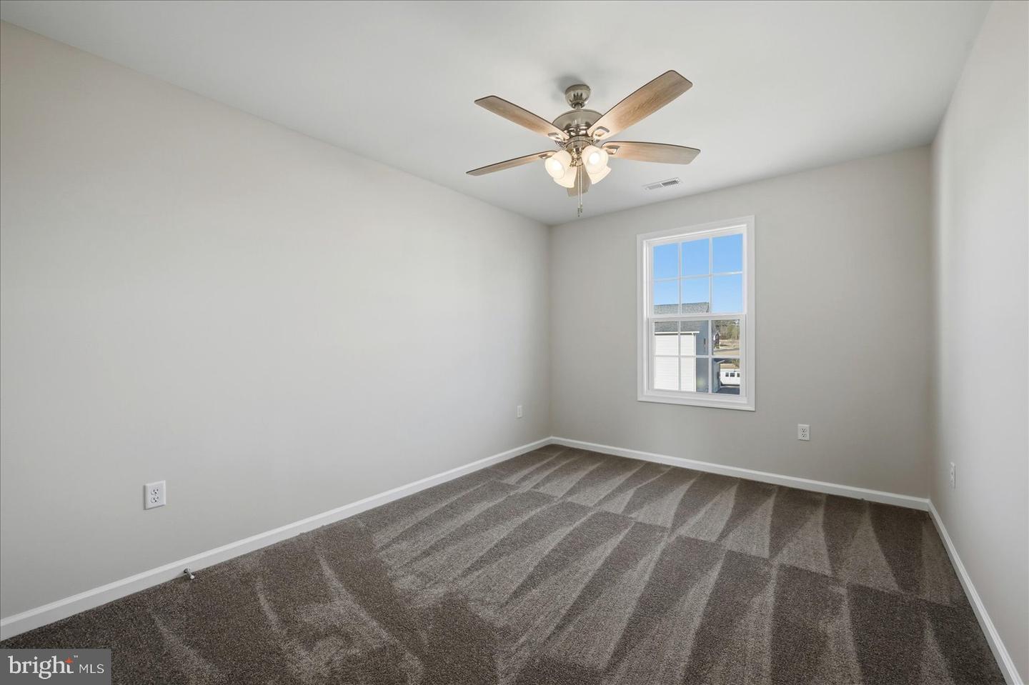 251 Rossmann Blvd Property Photo 40