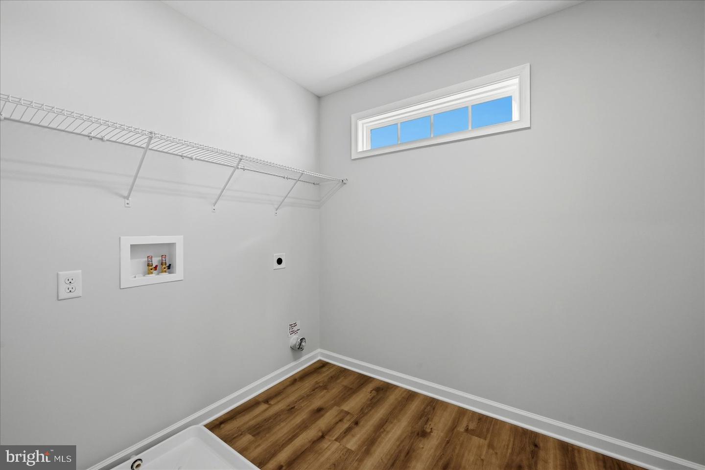 251 Rossmann Blvd Property Photo 42