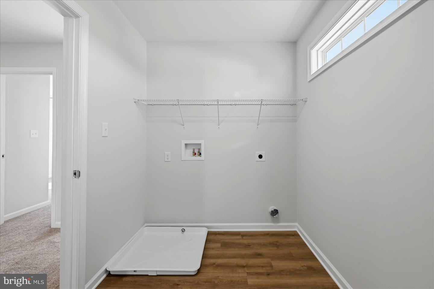 251 Rossmann Blvd Property Photo 43
