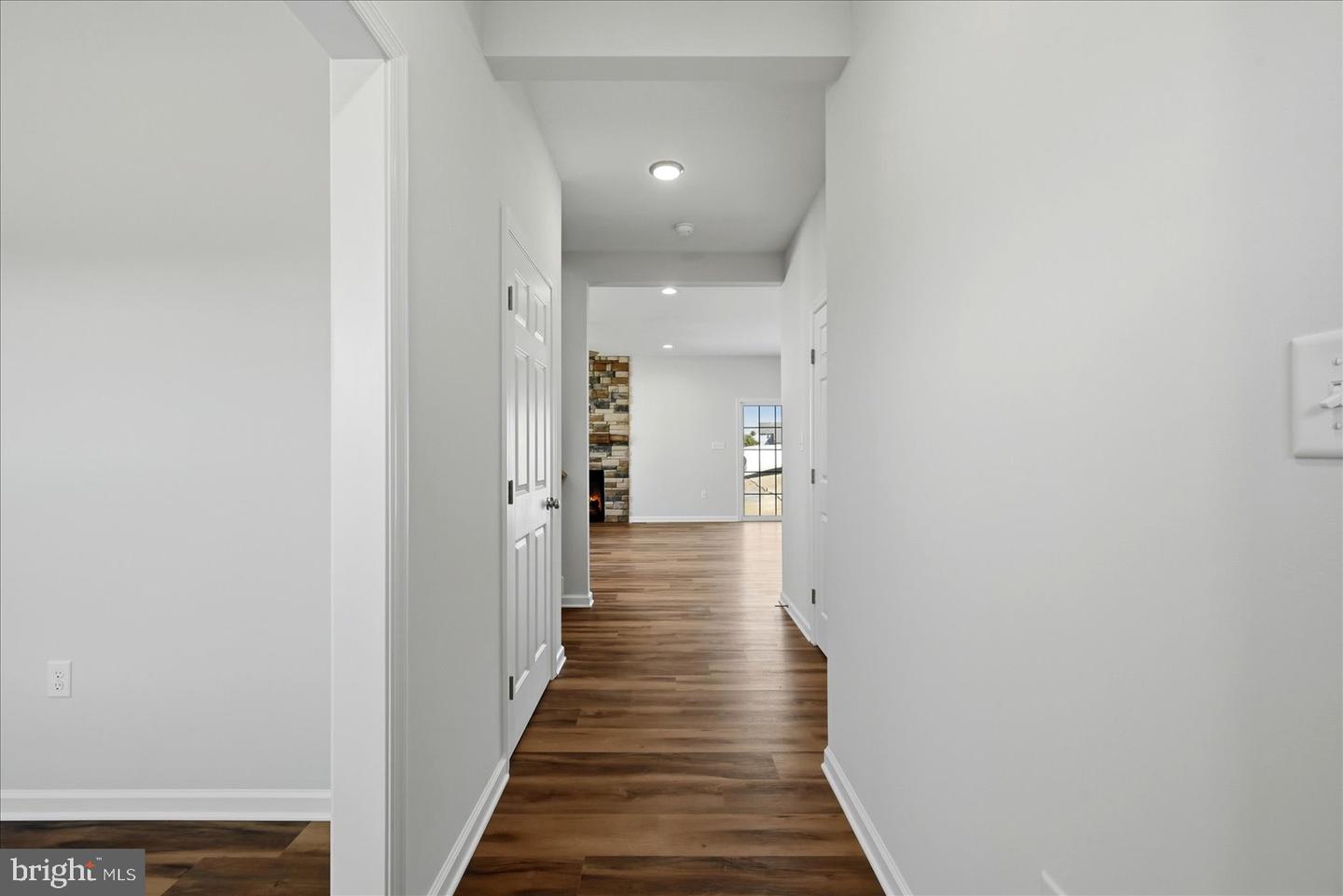 619 Farmington Blvd Property Photo 14