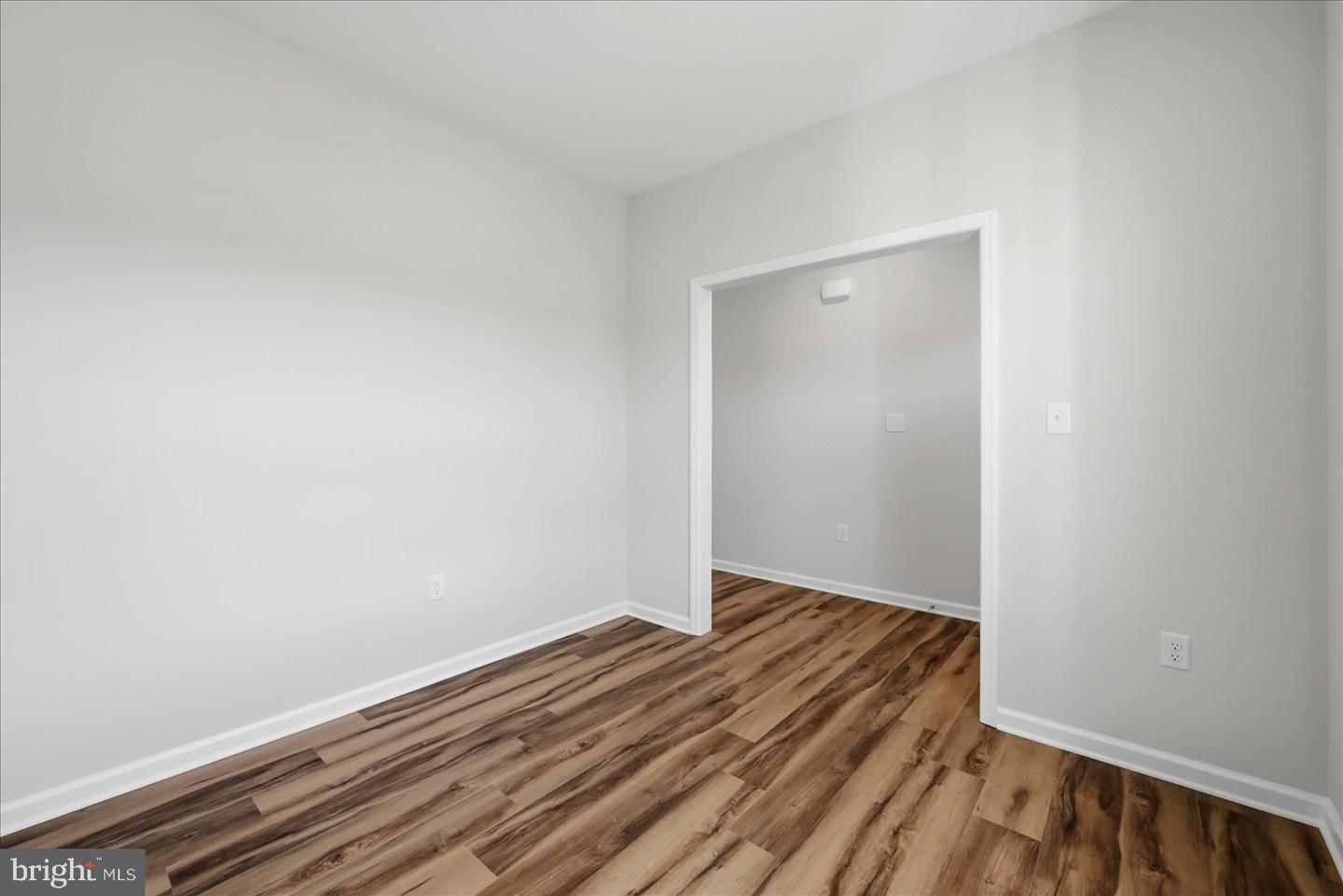 619 Farmington Blvd Property Photo 16