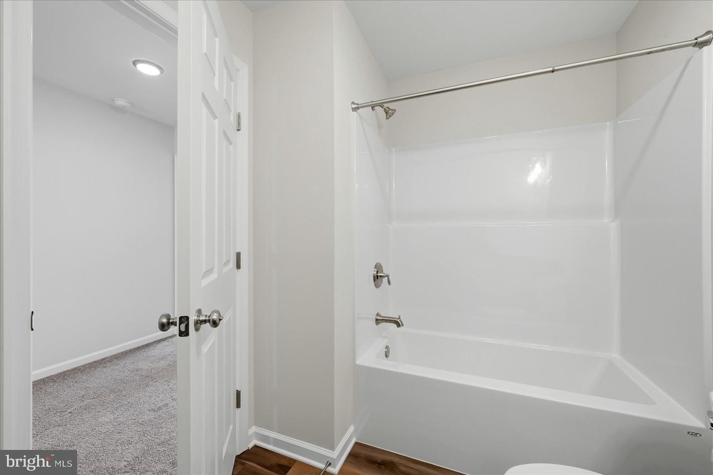 619 Farmington Blvd Property Photo 36
