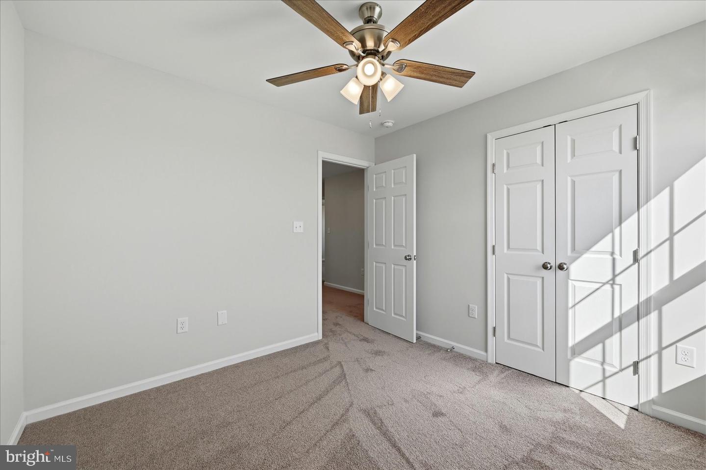 619 Farmington Blvd Property Photo 38