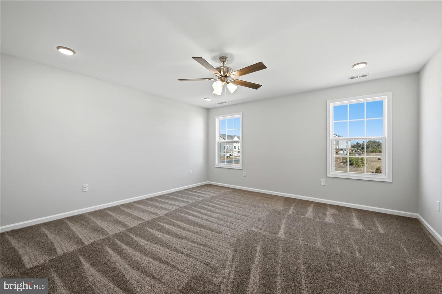619 Farmington Blvd Property Photo 42
