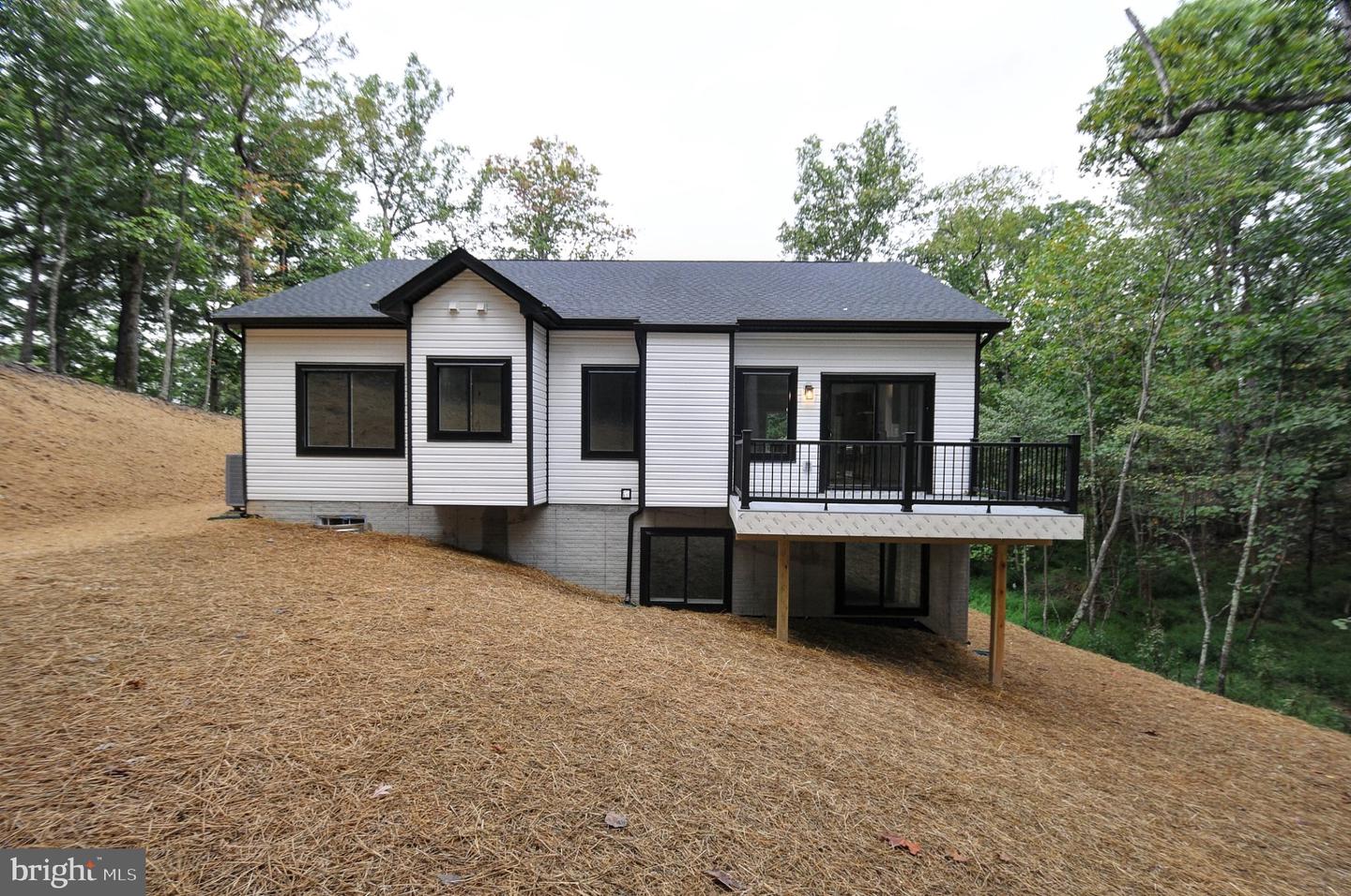 1114 Lakeview Dr Property Photo 33