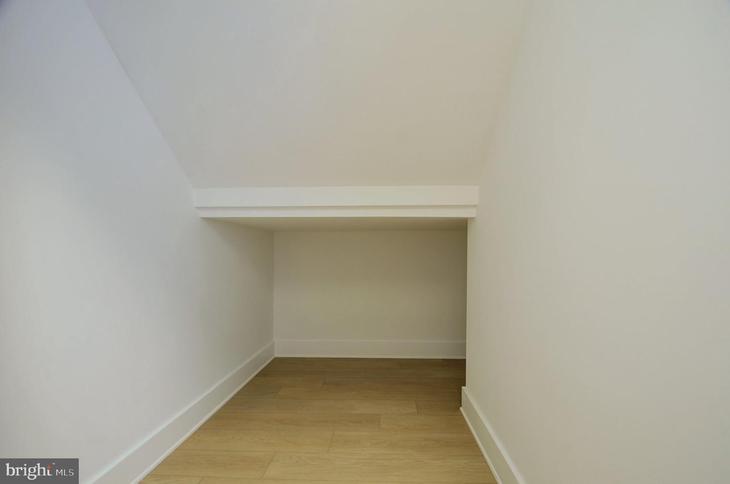 1114 Lakeview Dr Property Photo 52
