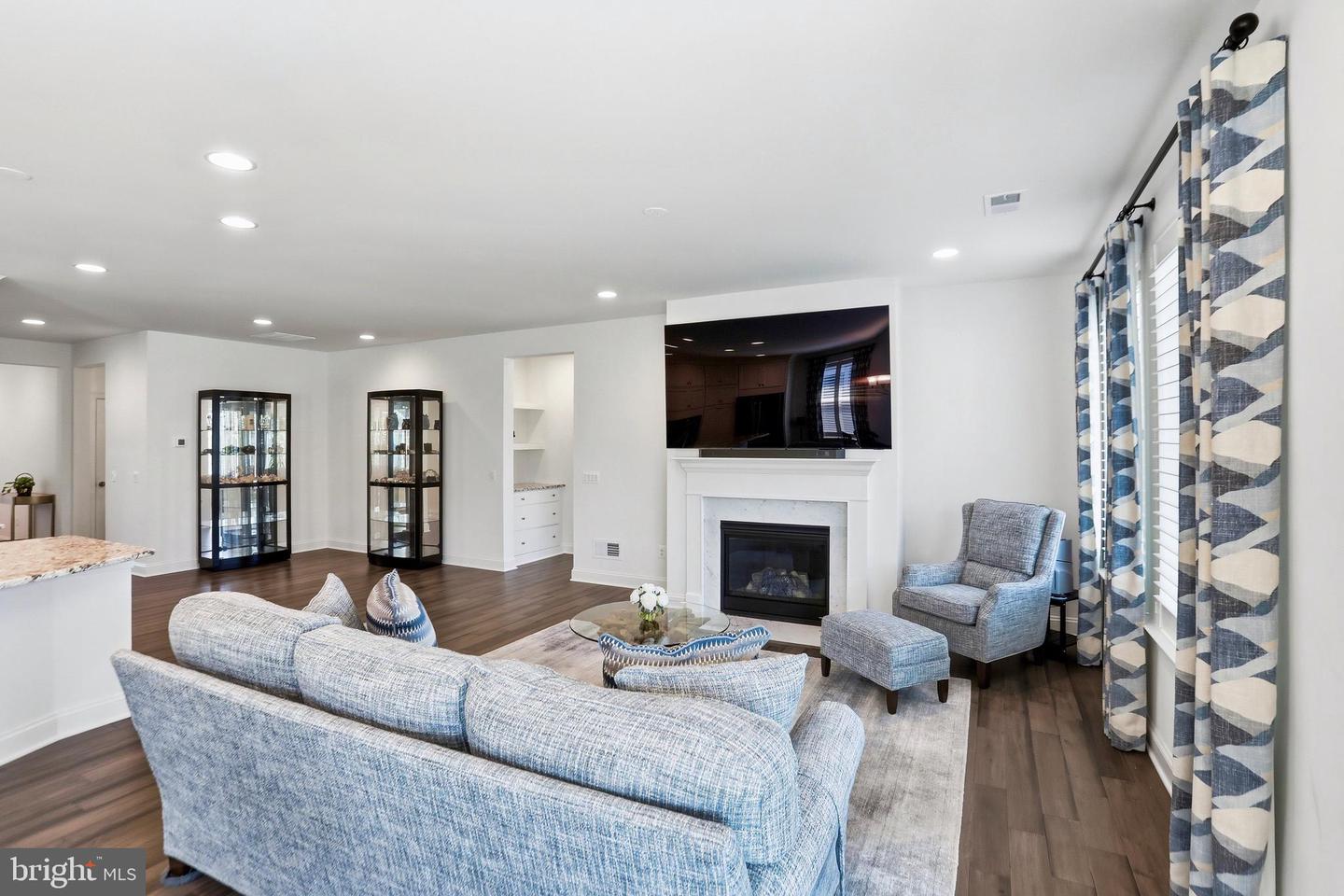110 Switchgrass Way Property Photo 8