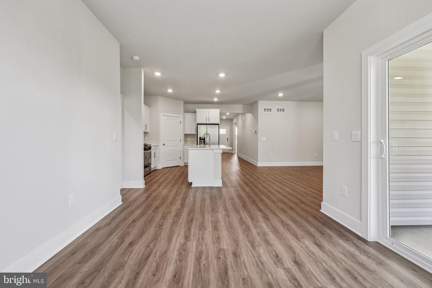 237 Hydrangea Way Property Photo 7