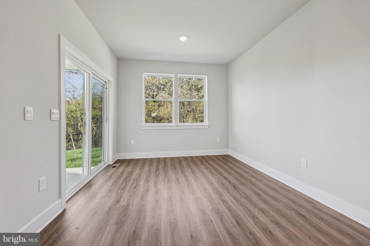 237 Hydrangea Way Property Photo 17