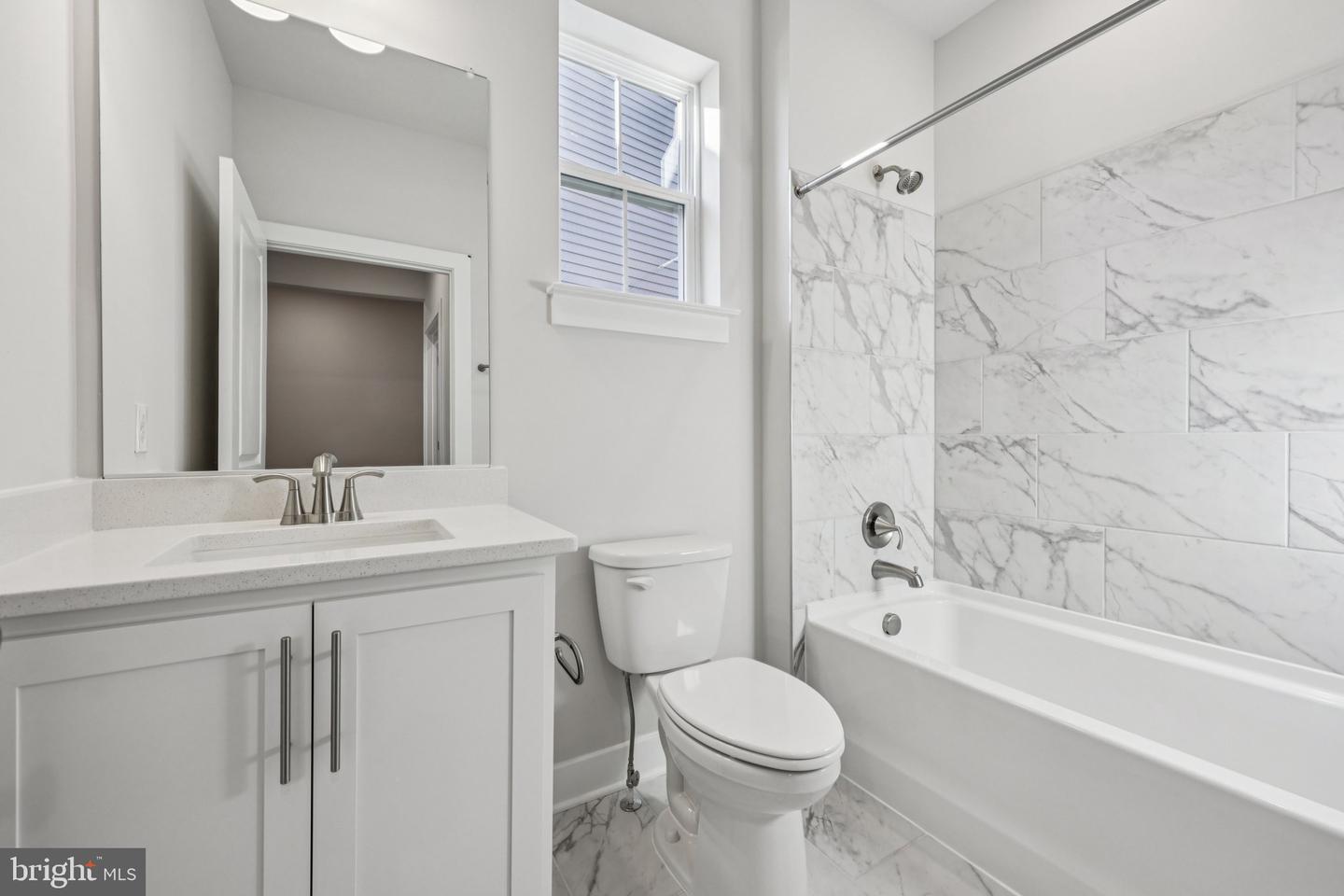 237 Hydrangea Way Property Photo 22