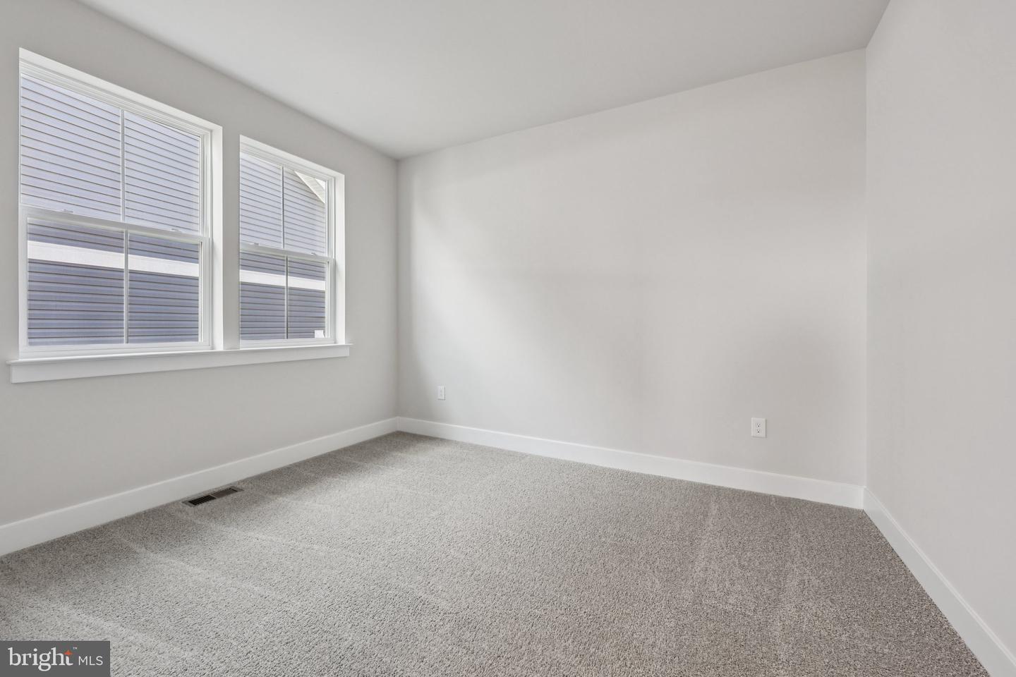 237 Hydrangea Way Property Photo 24