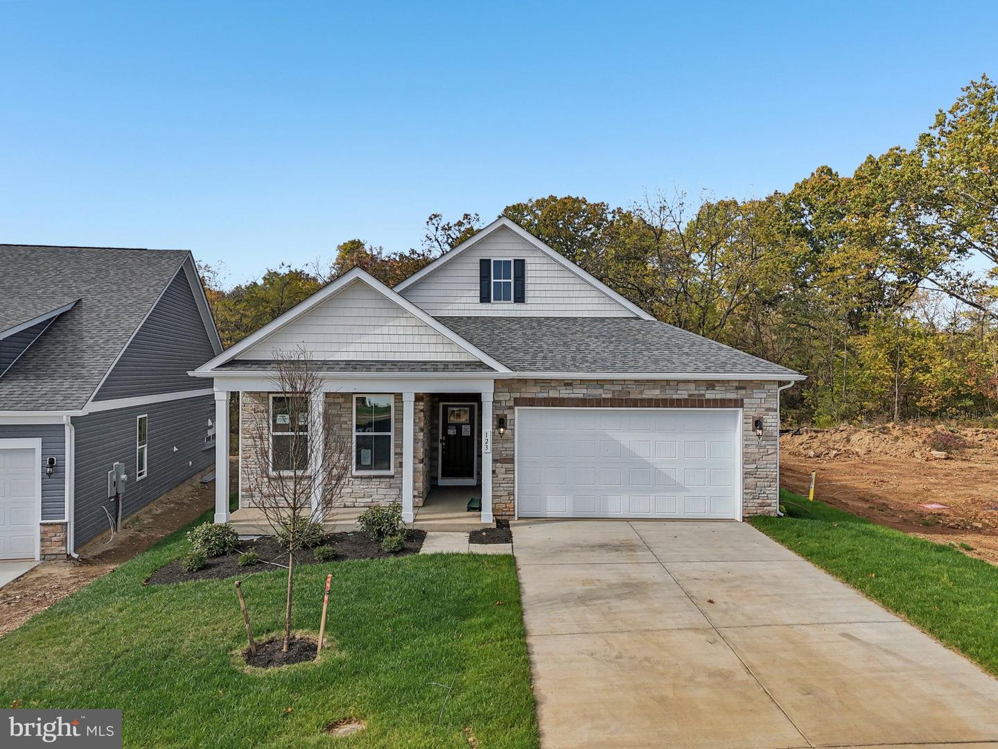 237 Hydrangea Way Property Photo 44