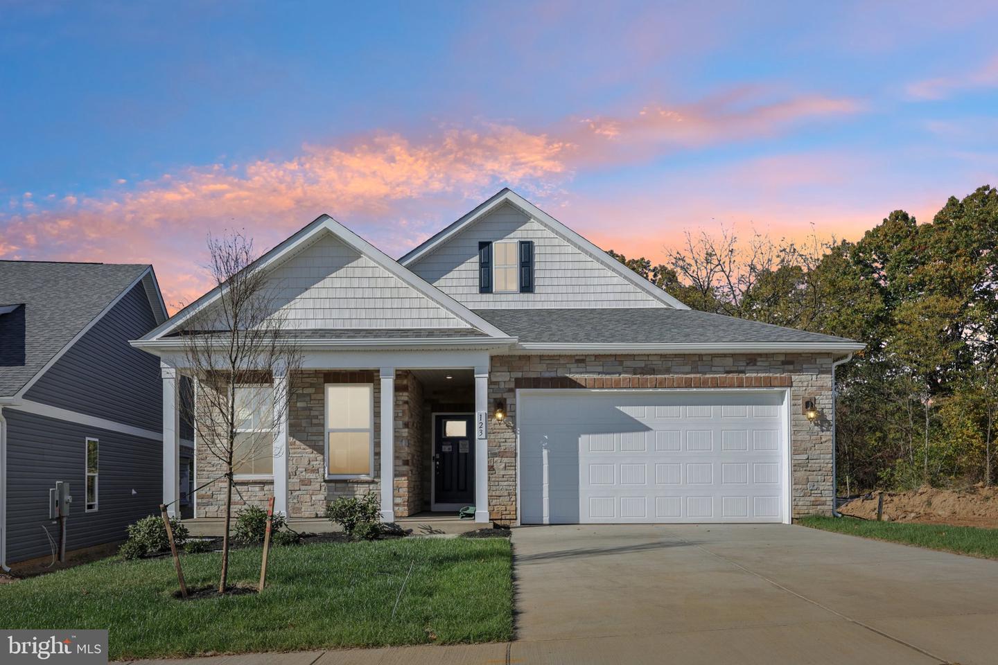237 Hydrangea Way Property Photo 59