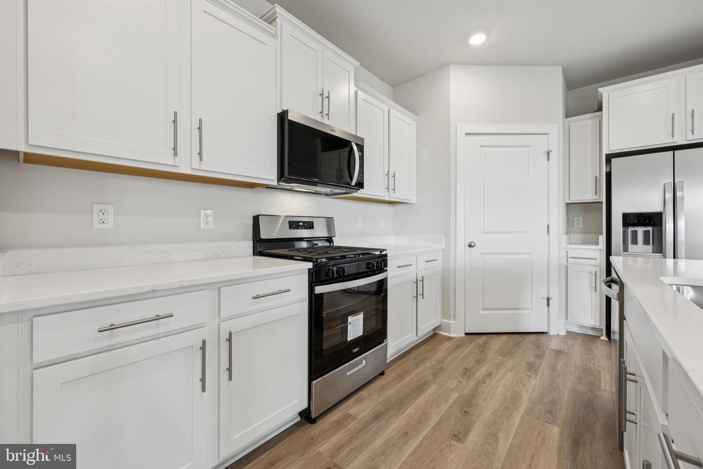 239 Hydrangea Way Property Photo 10