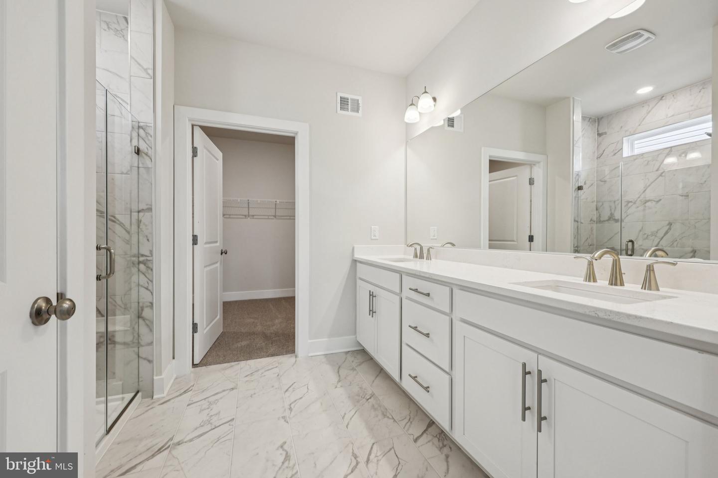 239 Hydrangea Way Property Photo 24