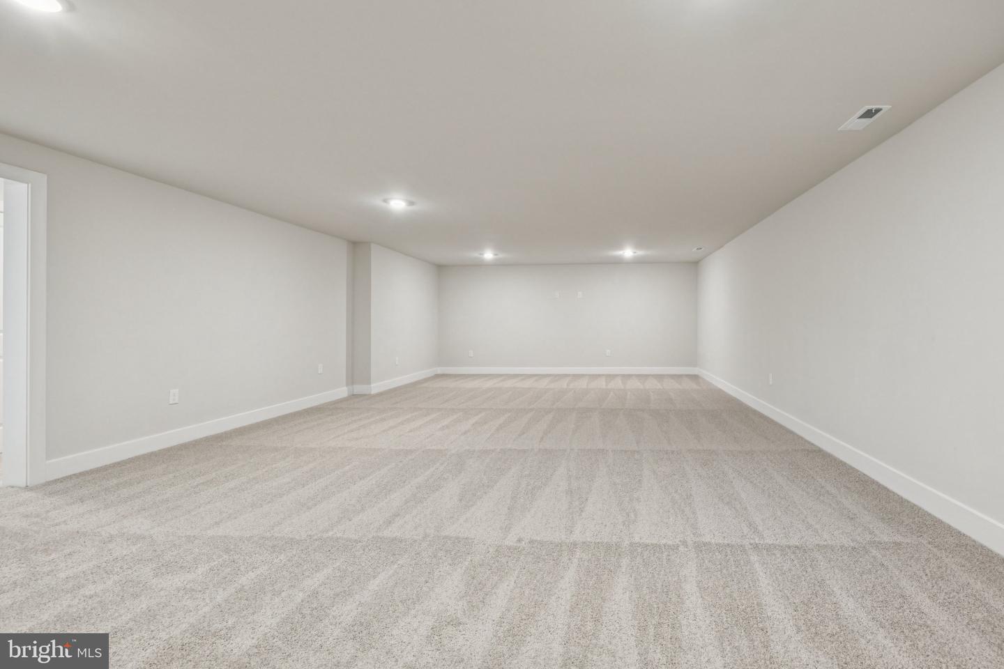 239 Hydrangea Way Property Photo 27