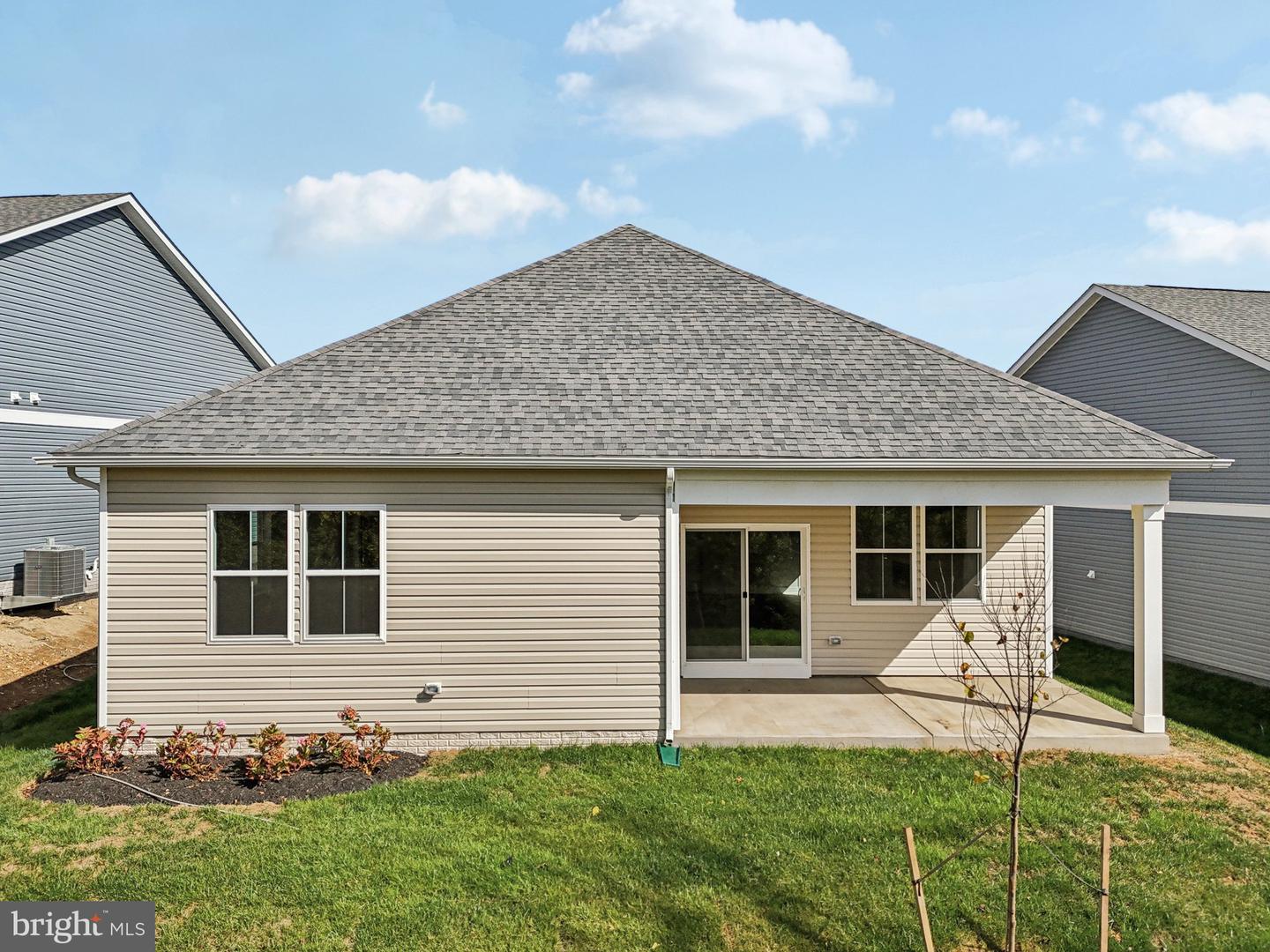 239 Hydrangea Way Property Photo 36
