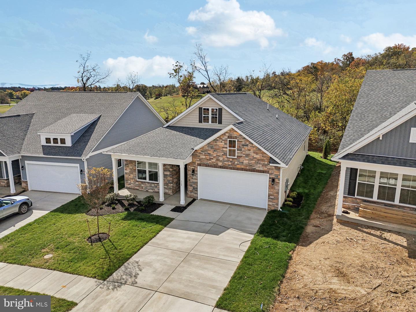 239 Hydrangea Way Property Photo 40
