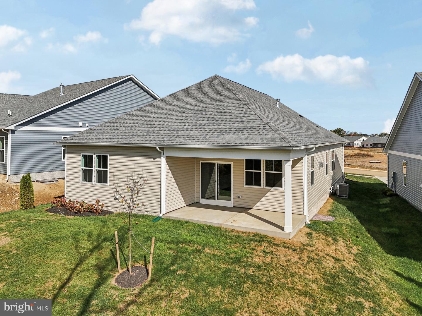 239 Hydrangea Way Property Photo 52