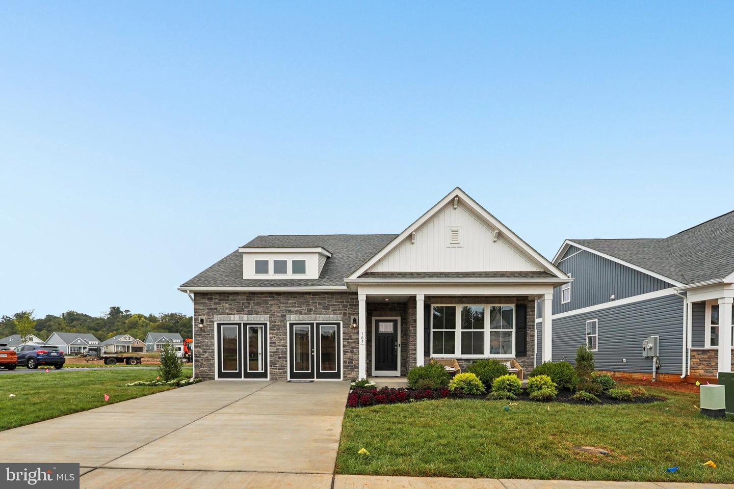 232 Hydrangea Way Property Photo 2