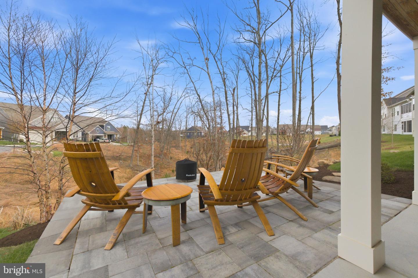 121 Milkweed Property Photo 1