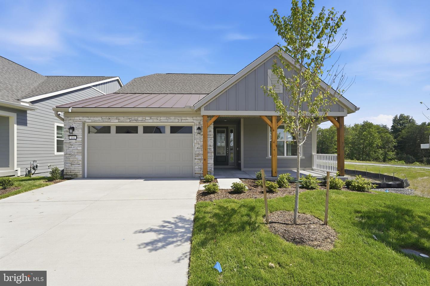104 Rhododendron Ct Property Photo 1