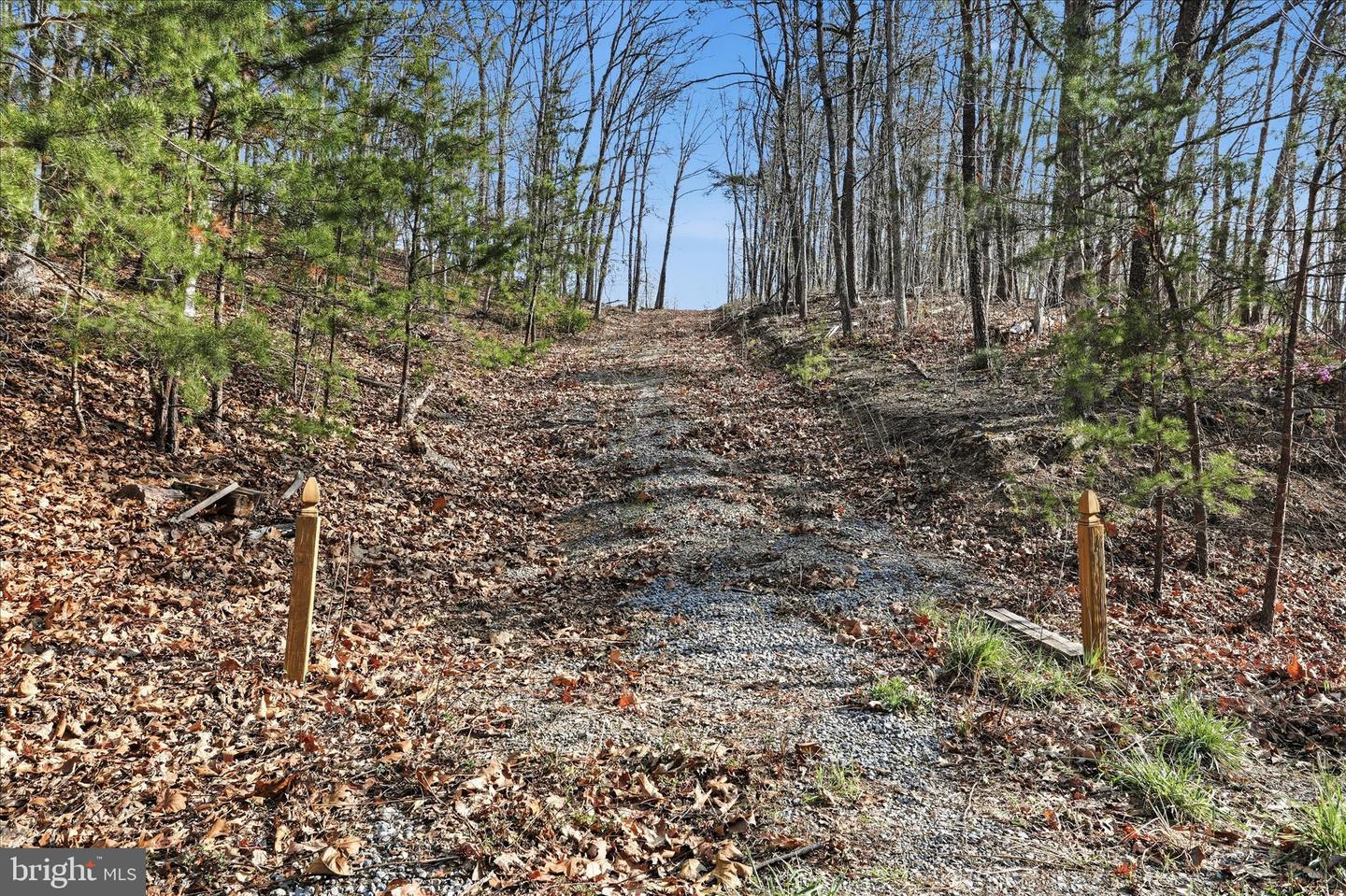 Whispering Knolls Dr Property Photo 3