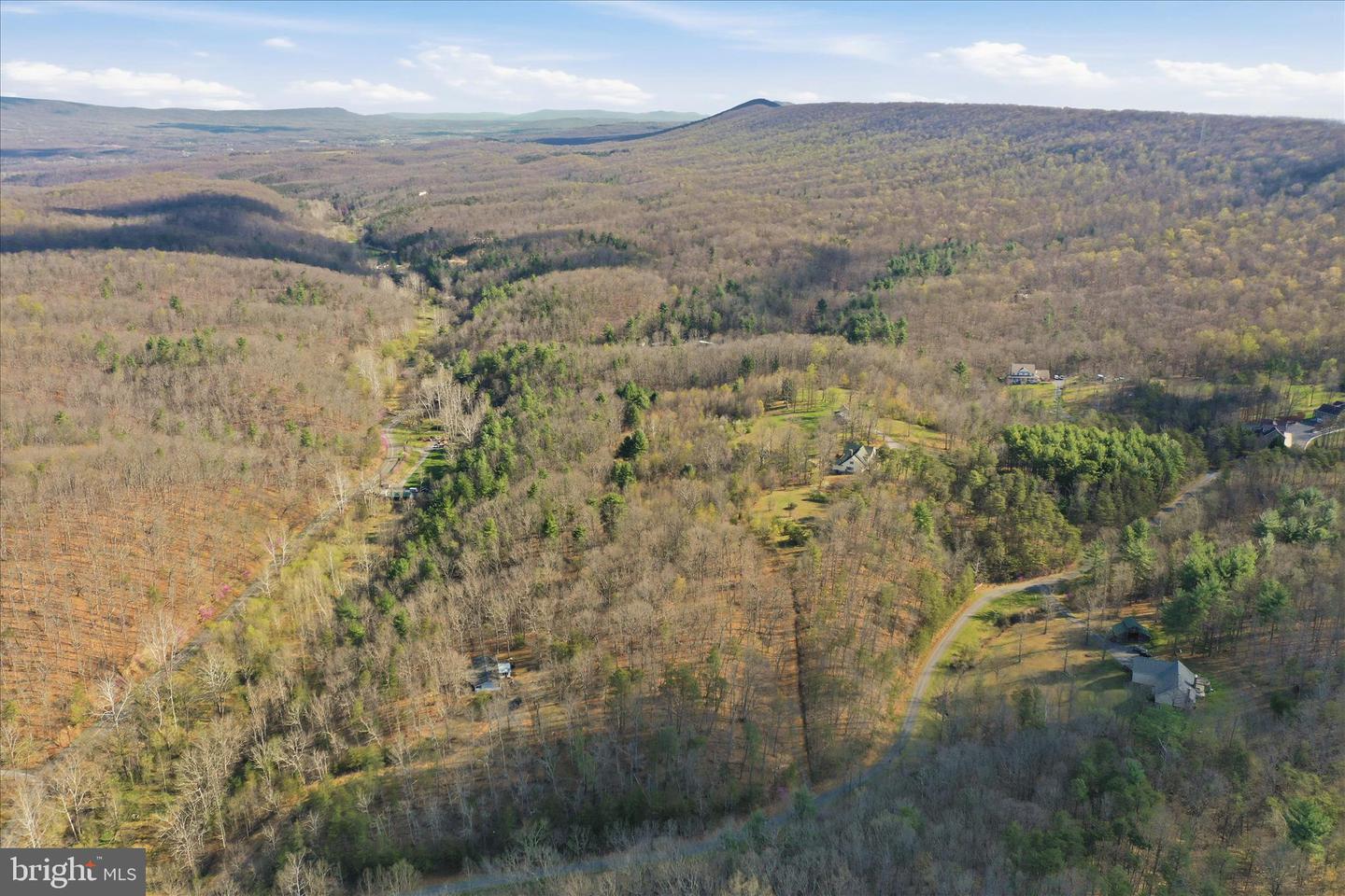 Whispering Knolls Dr Property Photo 18