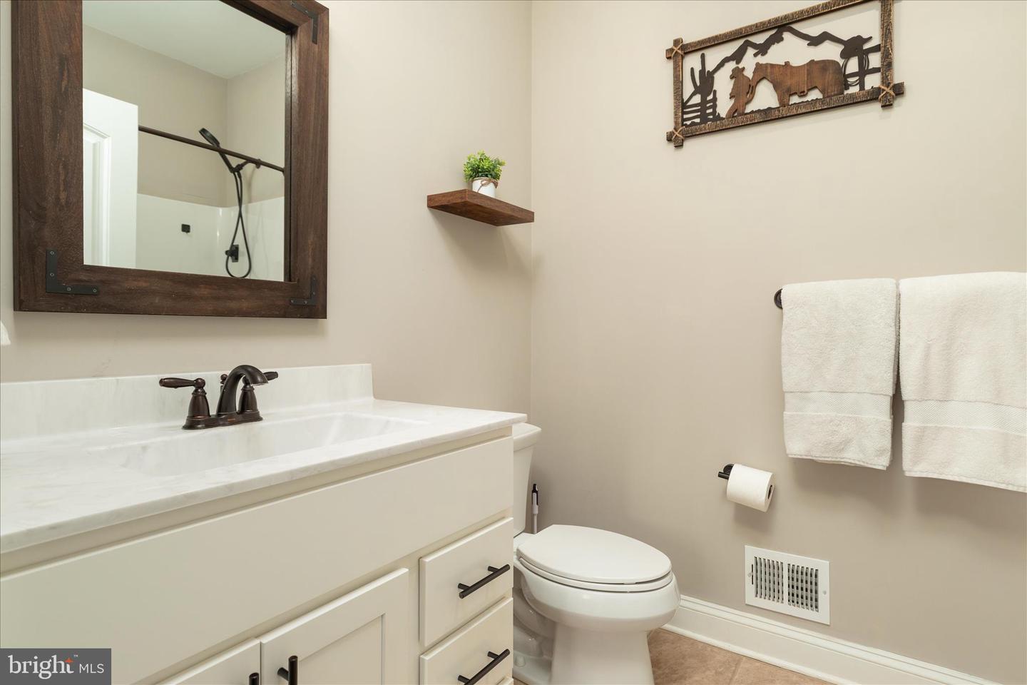 1015 Redbud Rd Property Photo 20