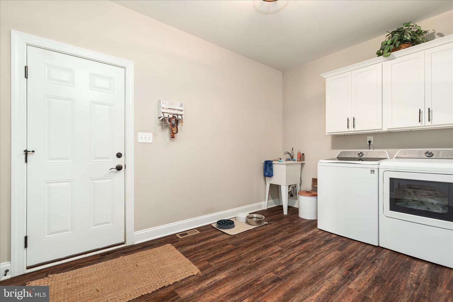 1015 Redbud Rd Property Photo 21