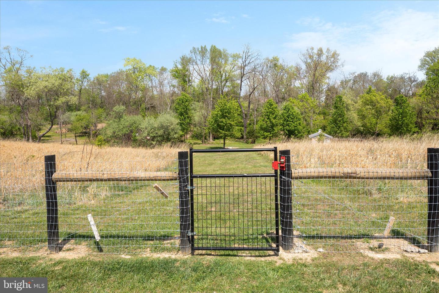 1015 Redbud Rd Property Photo 44