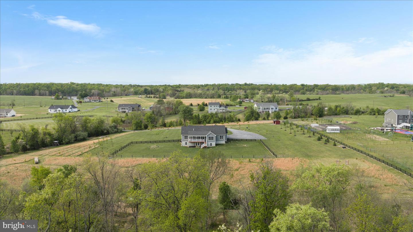 1015 Redbud Rd Property Photo 48
