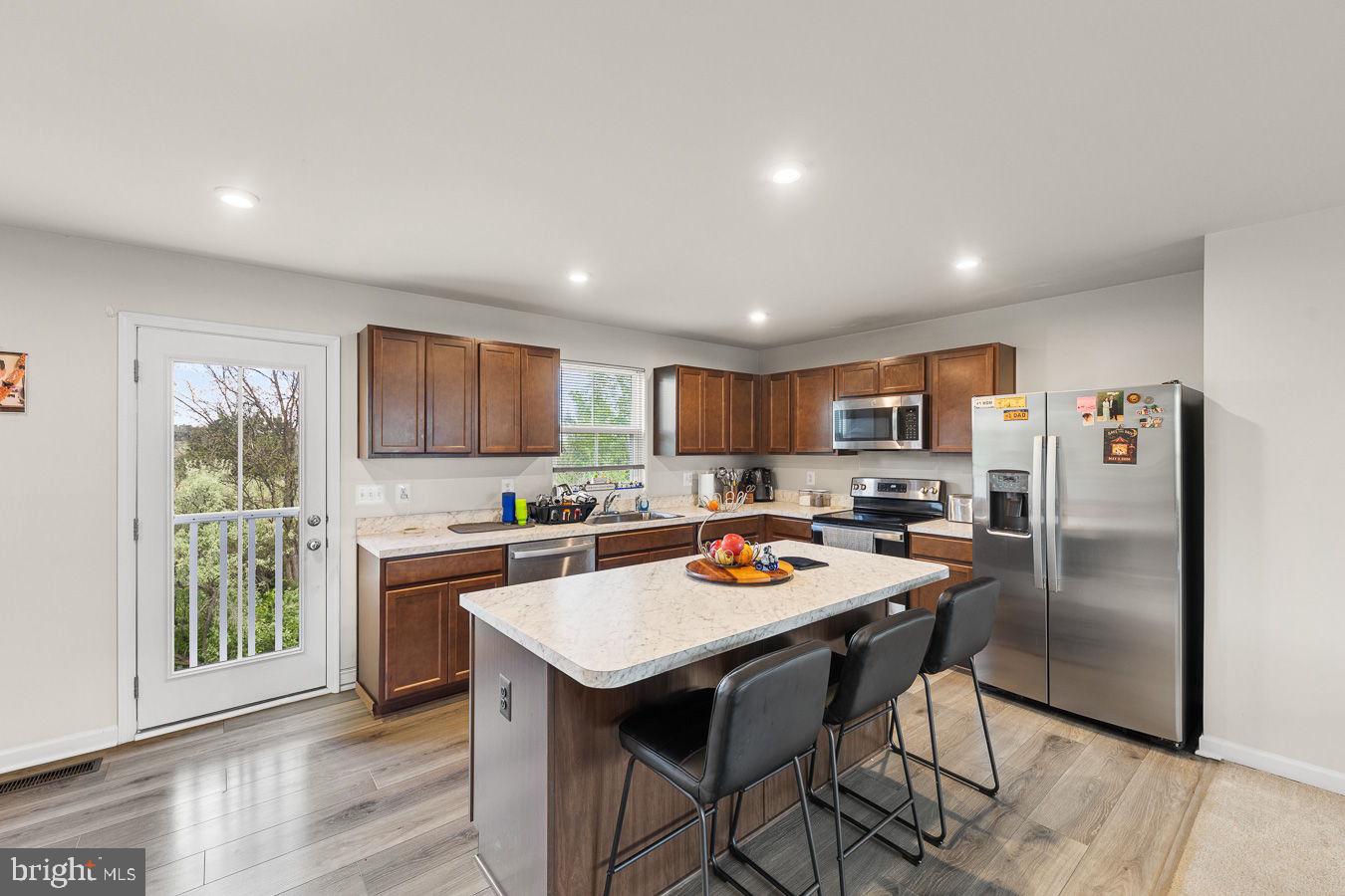 145 Dursley Cir Property Photo 4