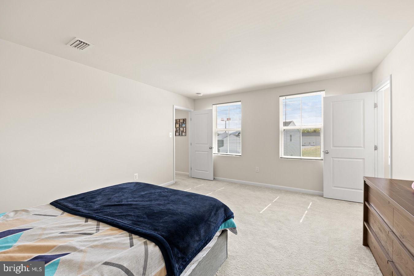 145 Dursley Cir Property Photo 22