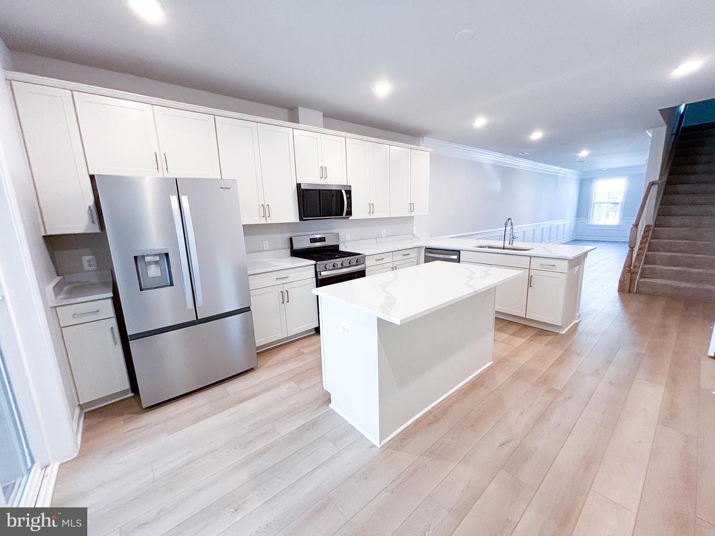 105 Heirloom Way Property Photo 8