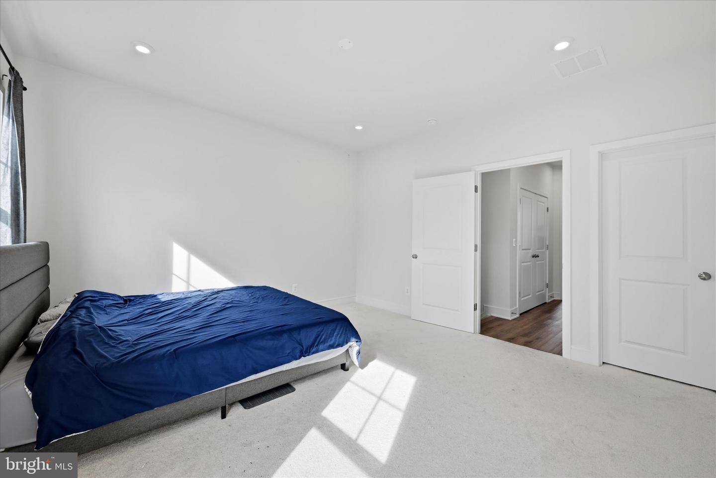 120 Leather Flower Dr Property Photo 26