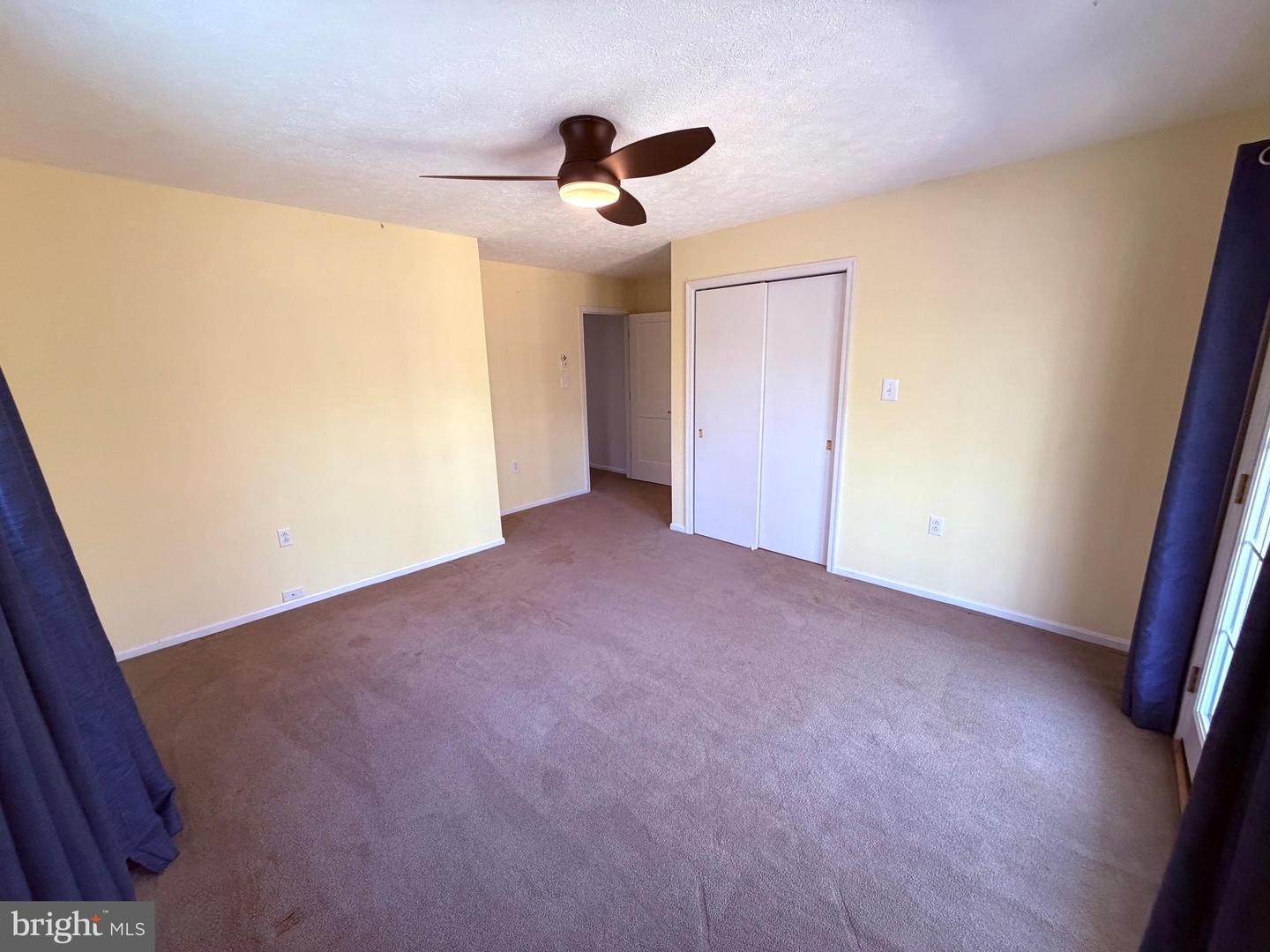 405 Spring Valley Dr Property Photo 27