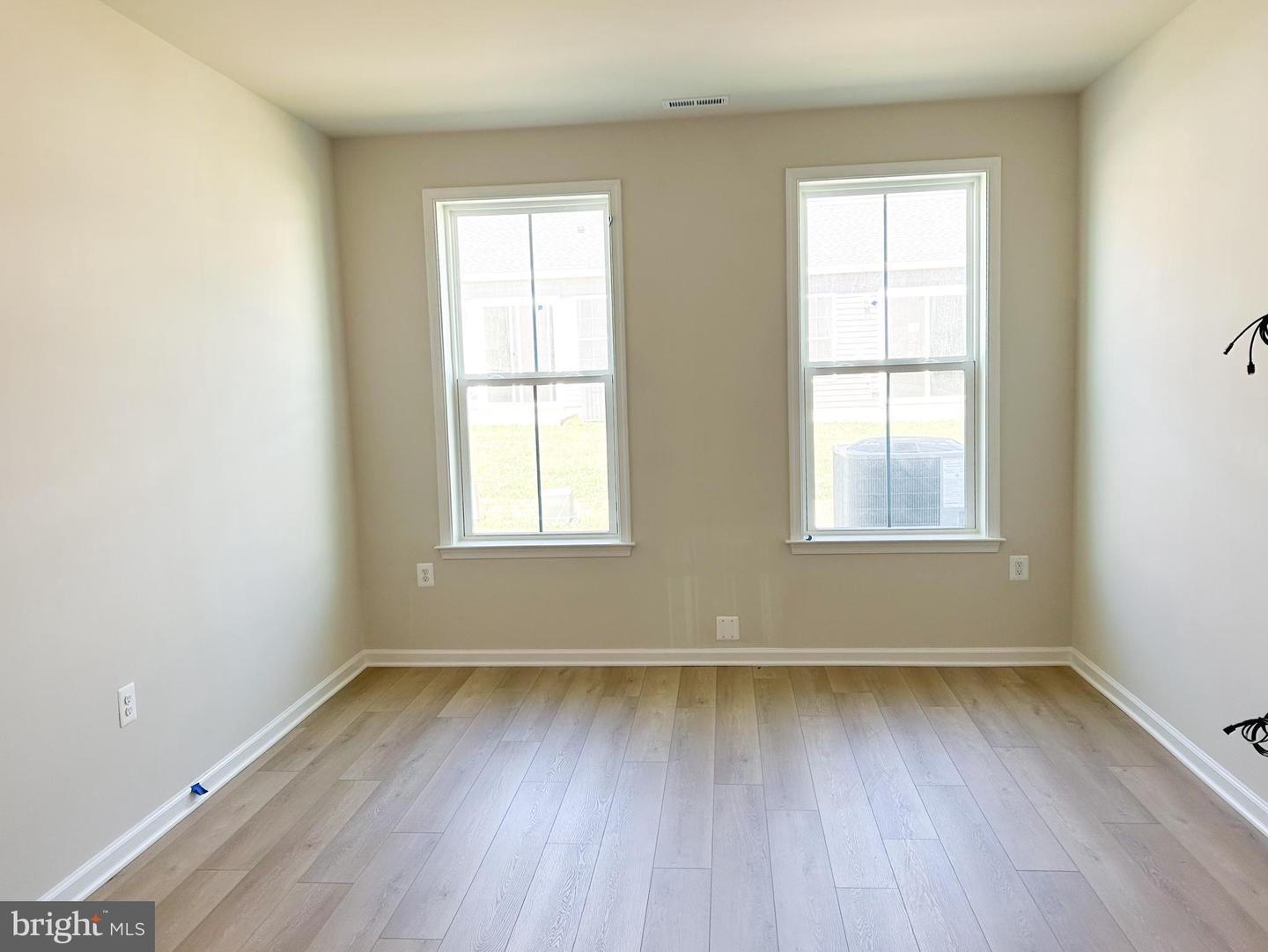 111 Heirloom Way Property Photo 6
