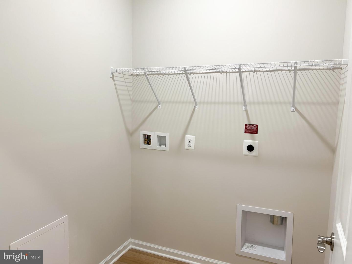 111 Heirloom Way Property Photo 12