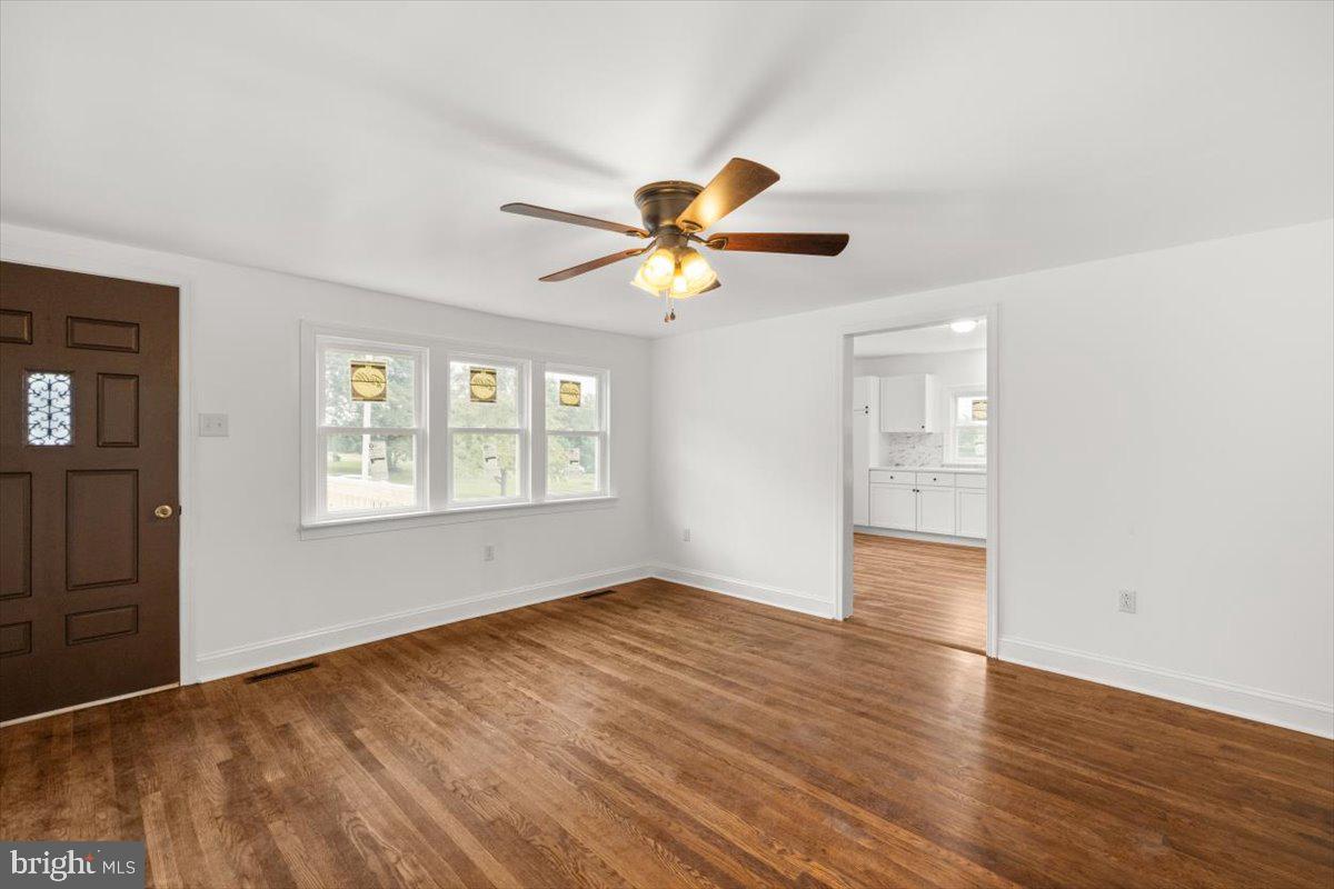 163 Margaret Ln Property Photo 11