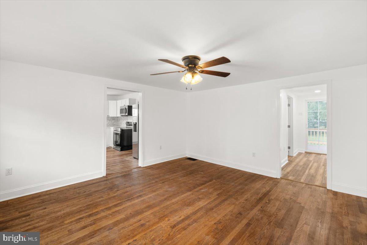163 Margaret Ln Property Photo 13