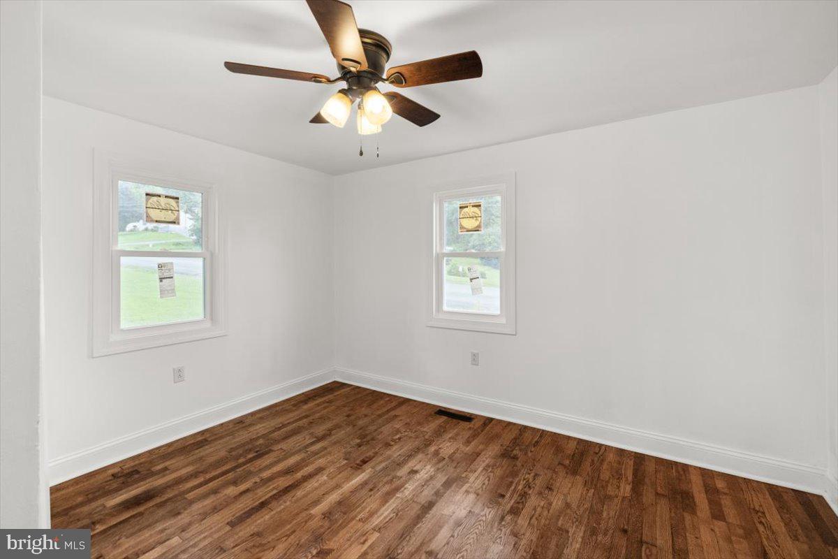 163 Margaret Ln Property Photo 22