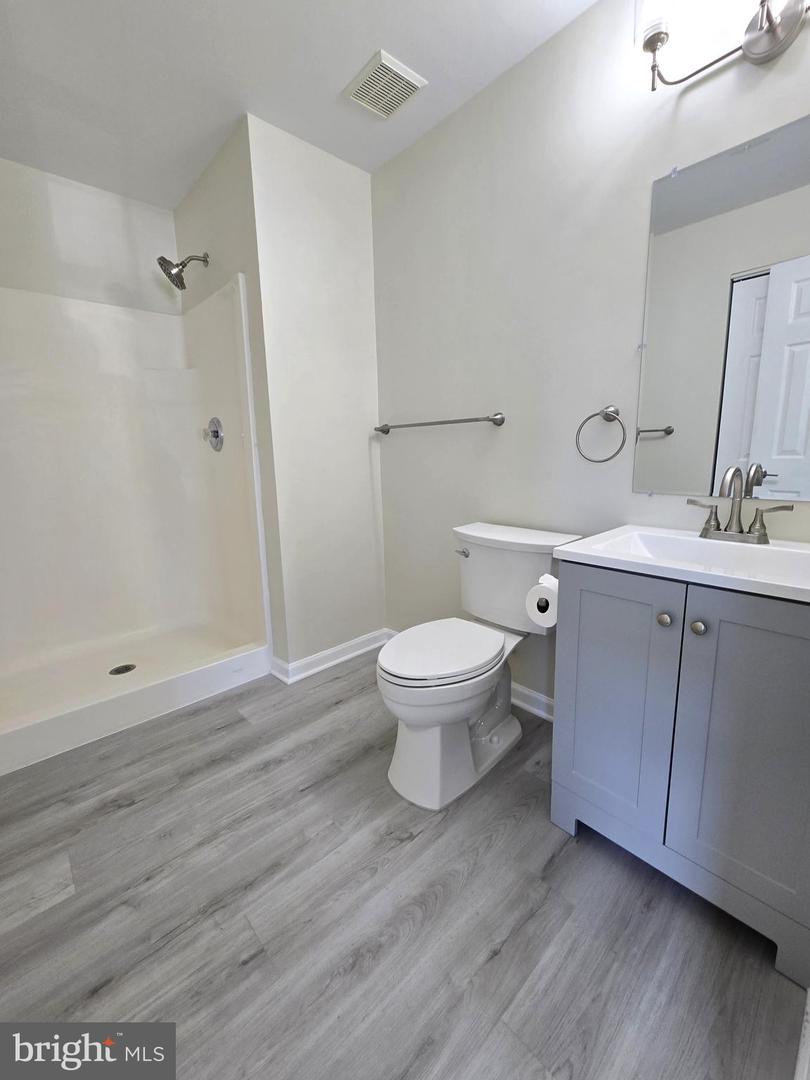 136-8 Brookland Ct #8 Property Photo 19