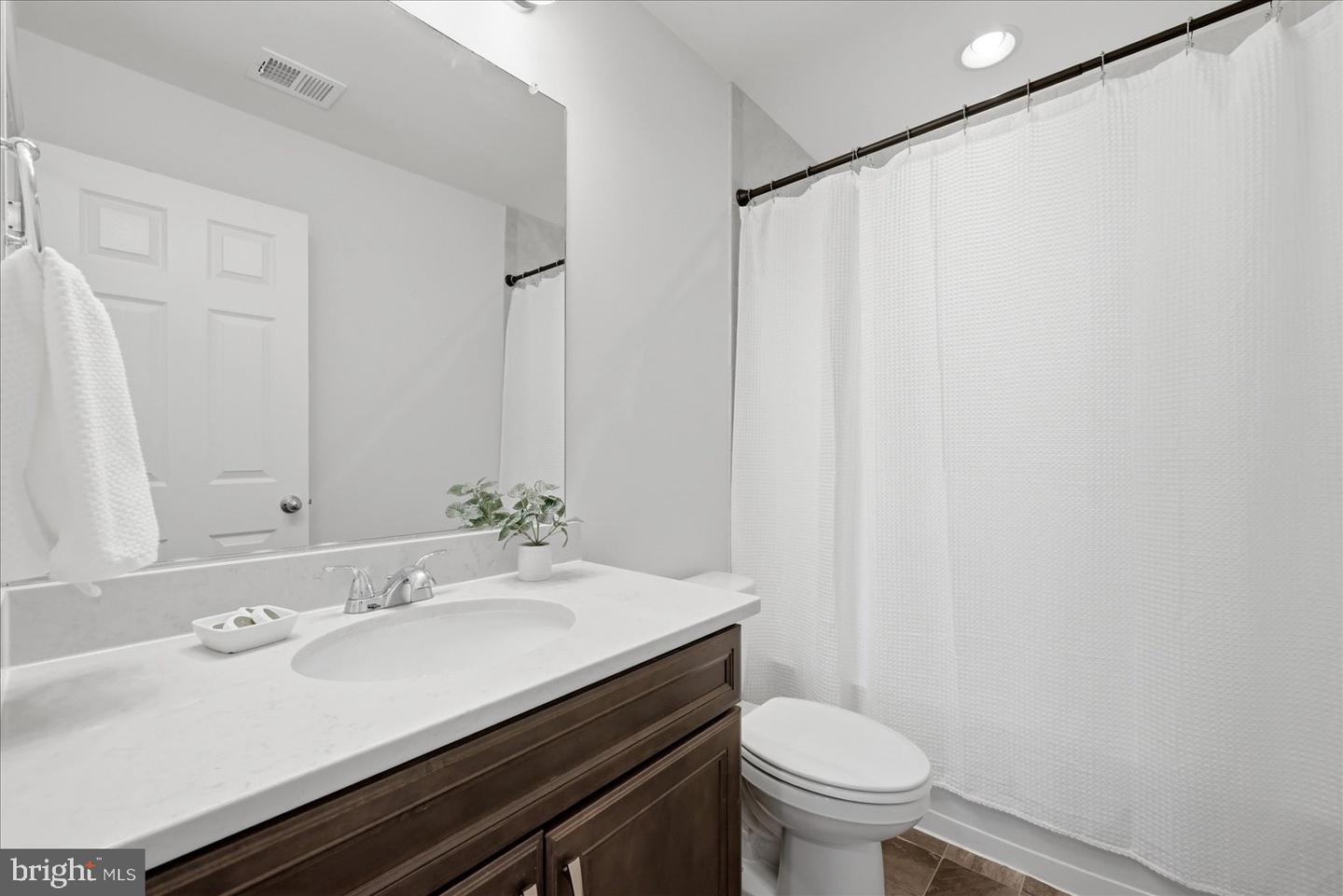 115 Nathan Dr Property Photo 26