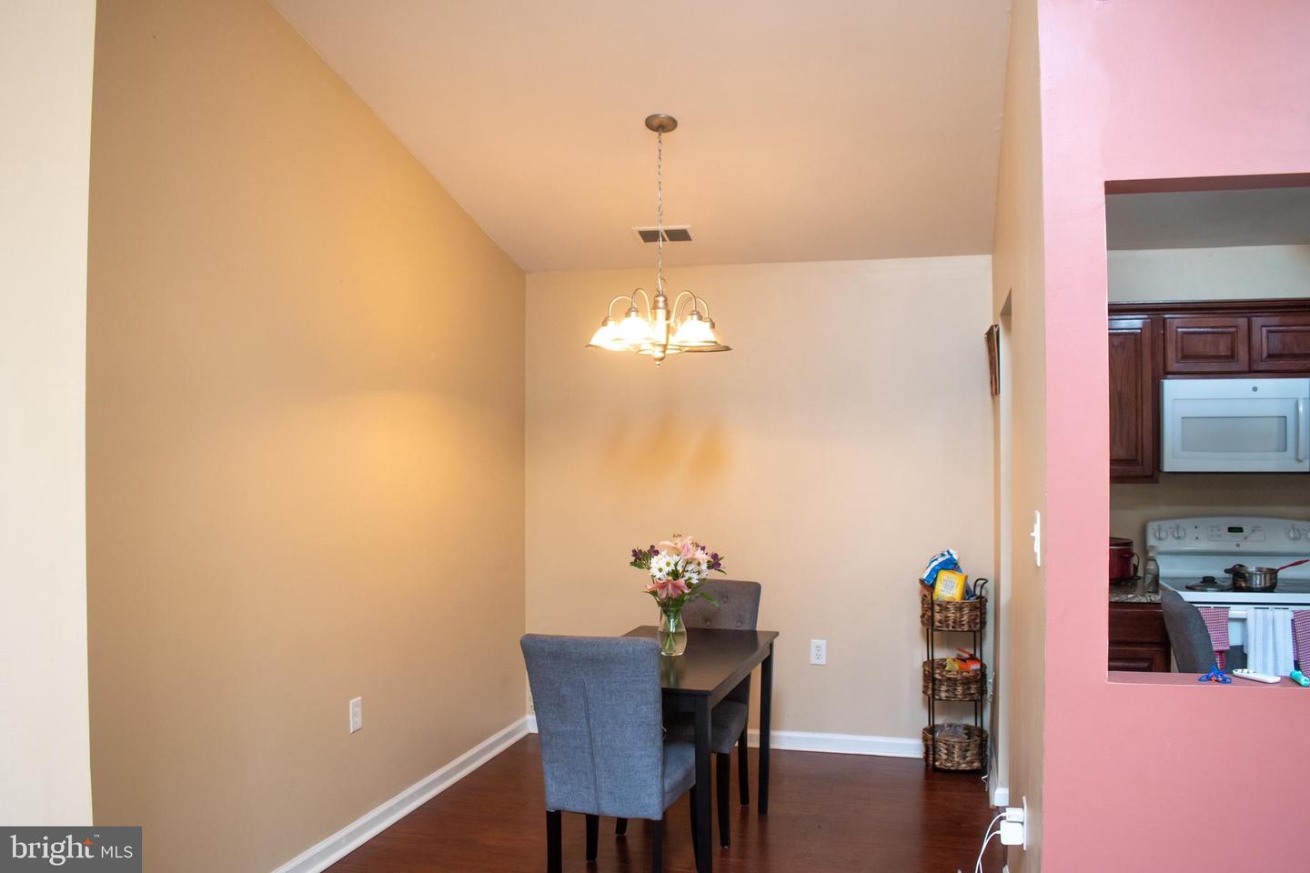 106-9 Timberlake Ter #9 Property Photo 4