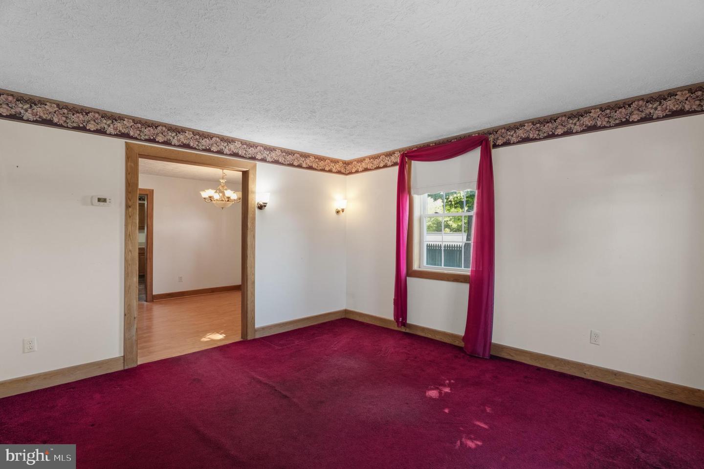 2974 Martinsburg Property Photo 6