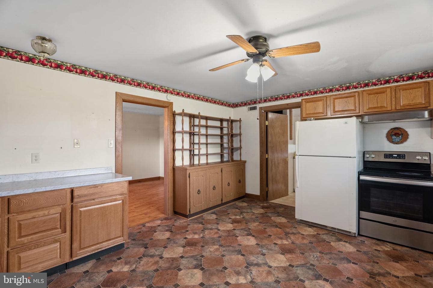2974 Martinsburg Property Photo 10