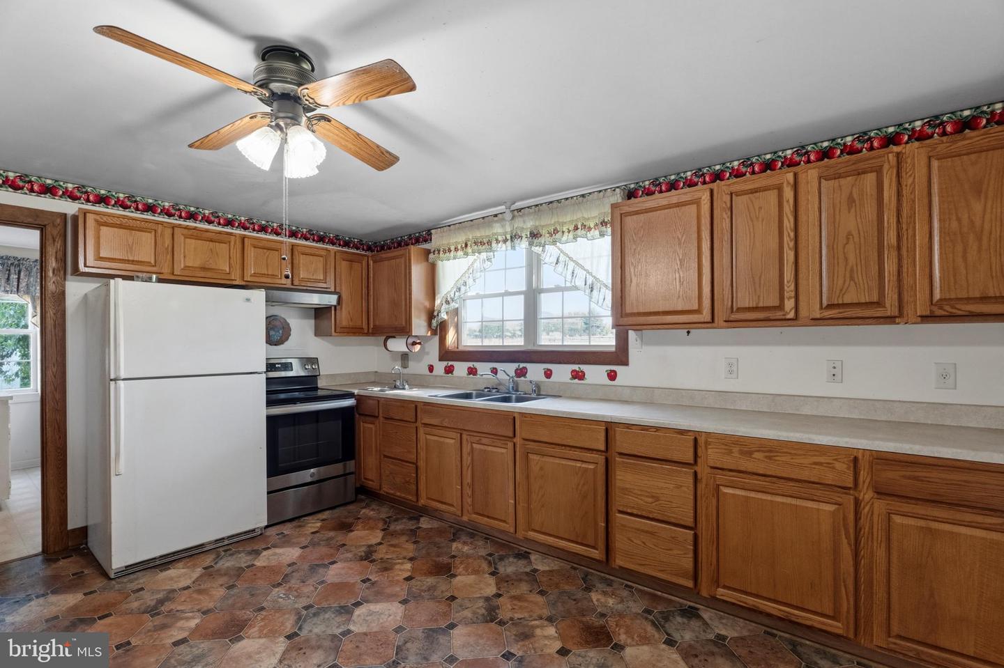 2974 Martinsburg Property Photo 11