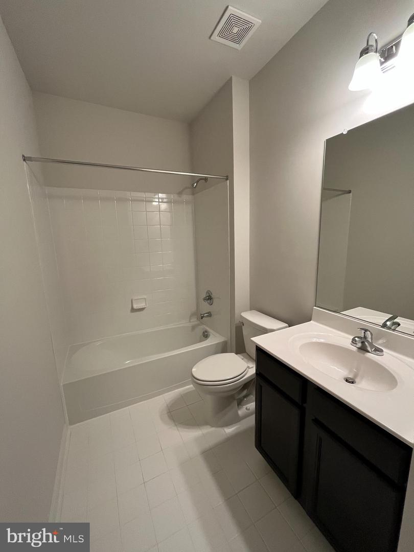 127 Lindy Way Property Photo 5